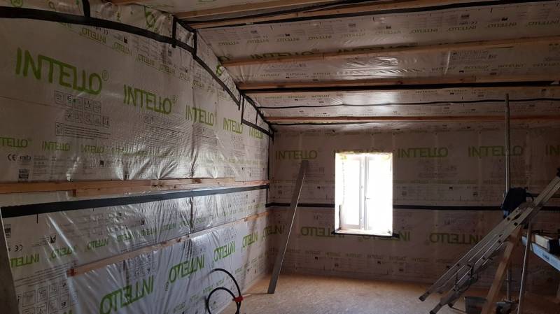 Isolation des murs par l'intérieur en fibre de bois