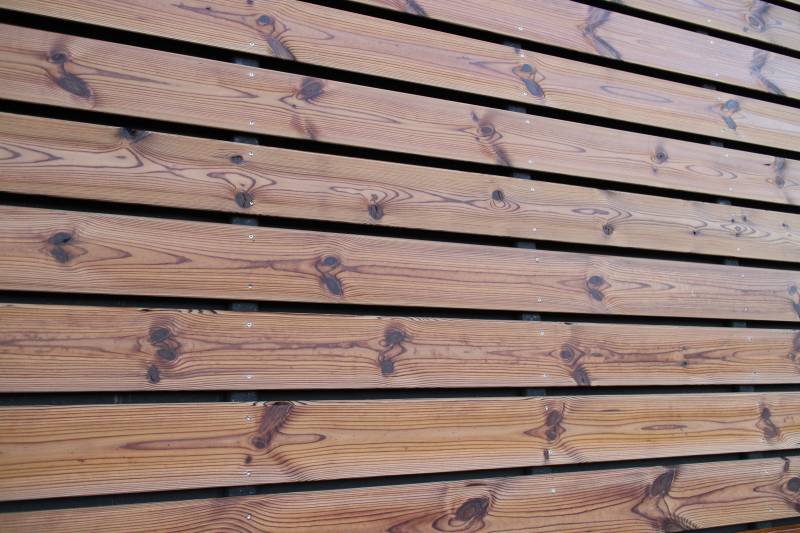 Bardage en pin thermotraité