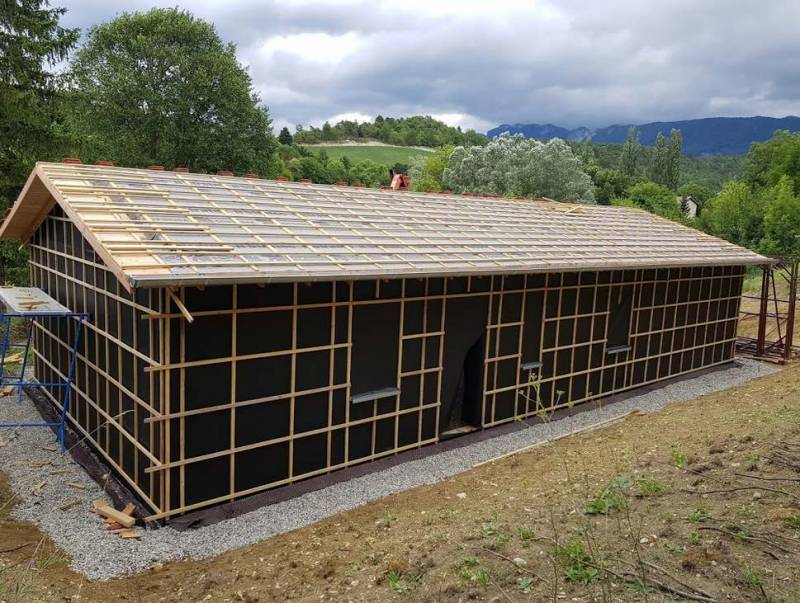 Préparation pour le bardage