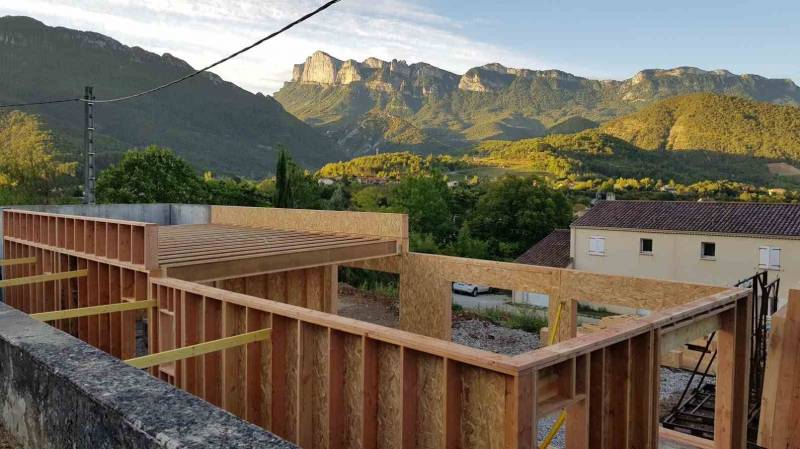 Montage des murs ossature bois